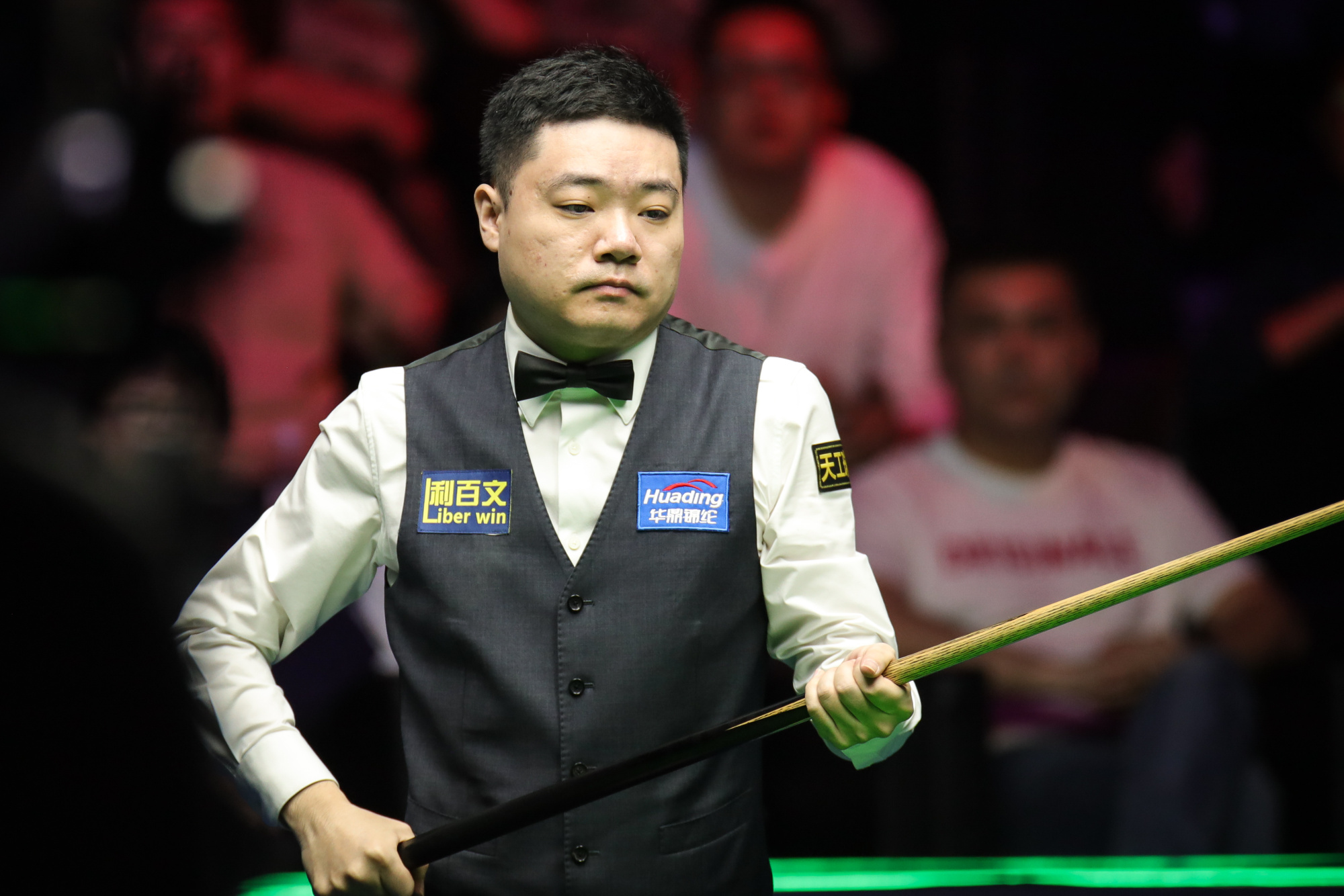 丁俊晖在玉山斯诺克世界公开赛决赛不敌特鲁姆