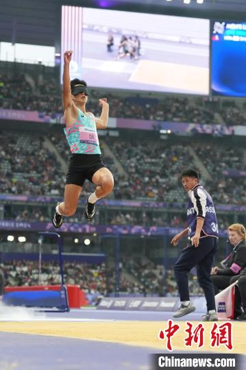 巴黎残奥会中国代表团旗手蒋裕燕邸东东揽获多