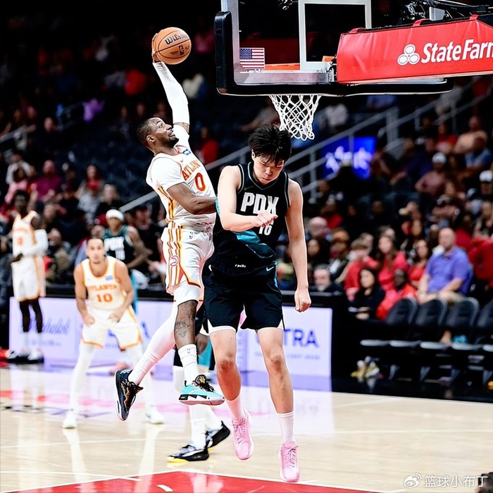 库明加老鹰首秀惊艳 但短板暴露引担忧