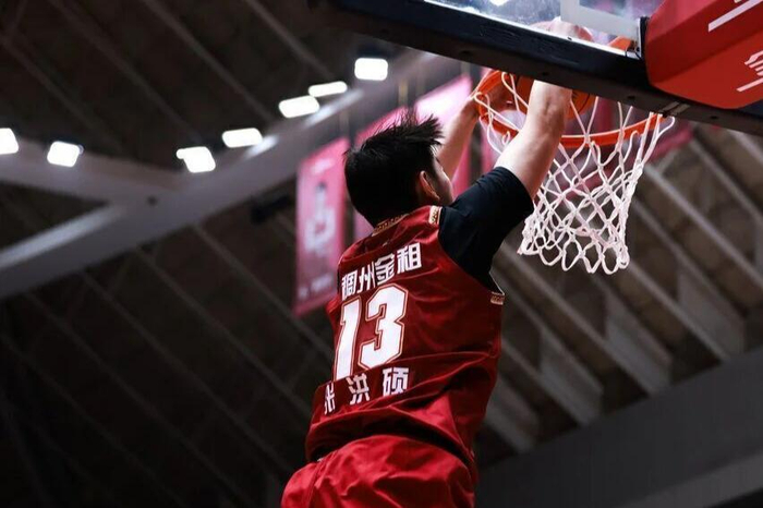 浙江队力克辽宁锁定卡位战关键胜利