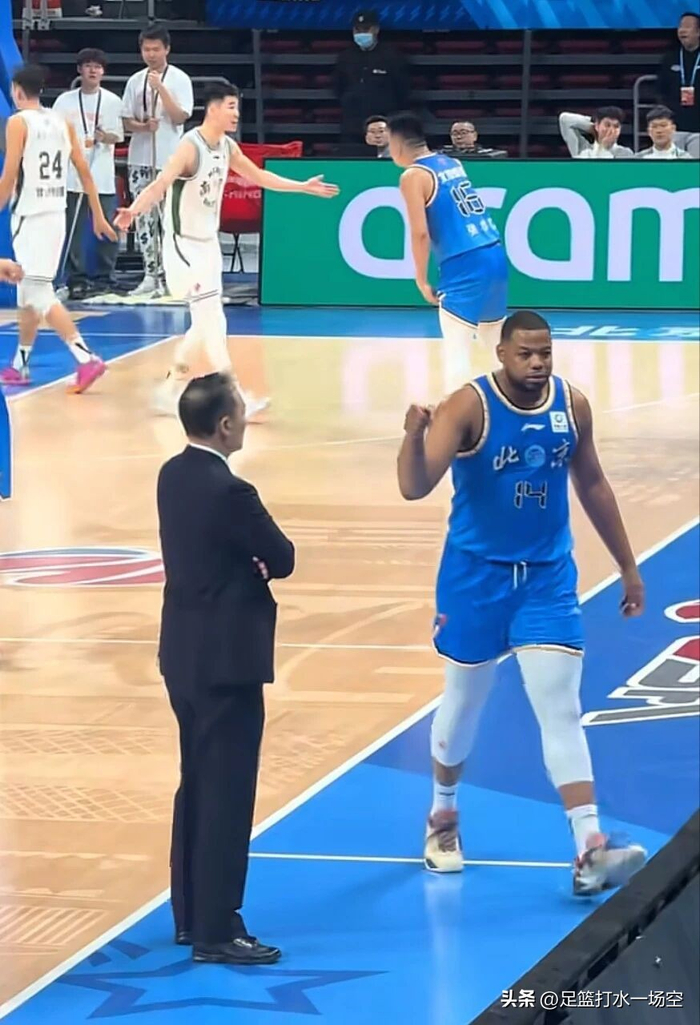 外援管理争议升级，五起事件引热议